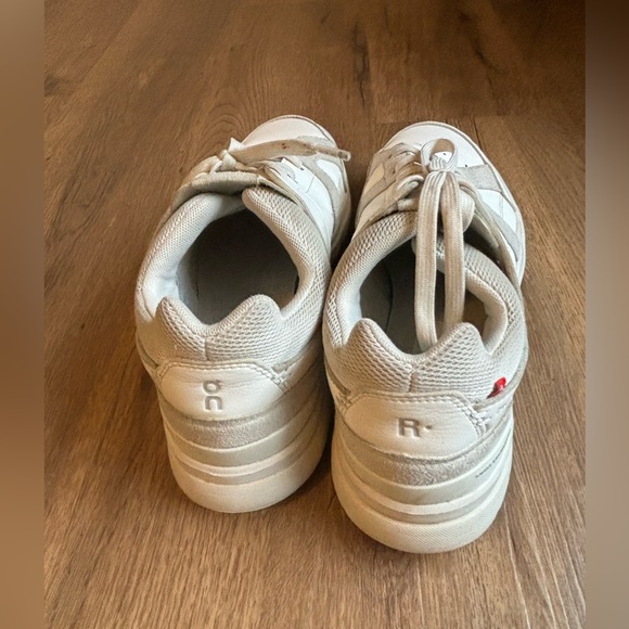 On Running The Roger Clubhouse ON White Sand Men LifeStyle Casual Shoes Sz 9.5 - Picture 3 of 5